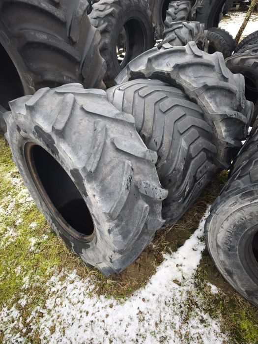 Opony zachodnie 380/70 R - 24 Continental AC70T  13.6 (340/85) 420/65