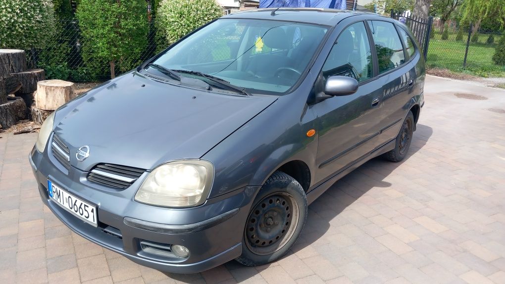 NISSAN Almera Tino 2.2 dCi 136 km