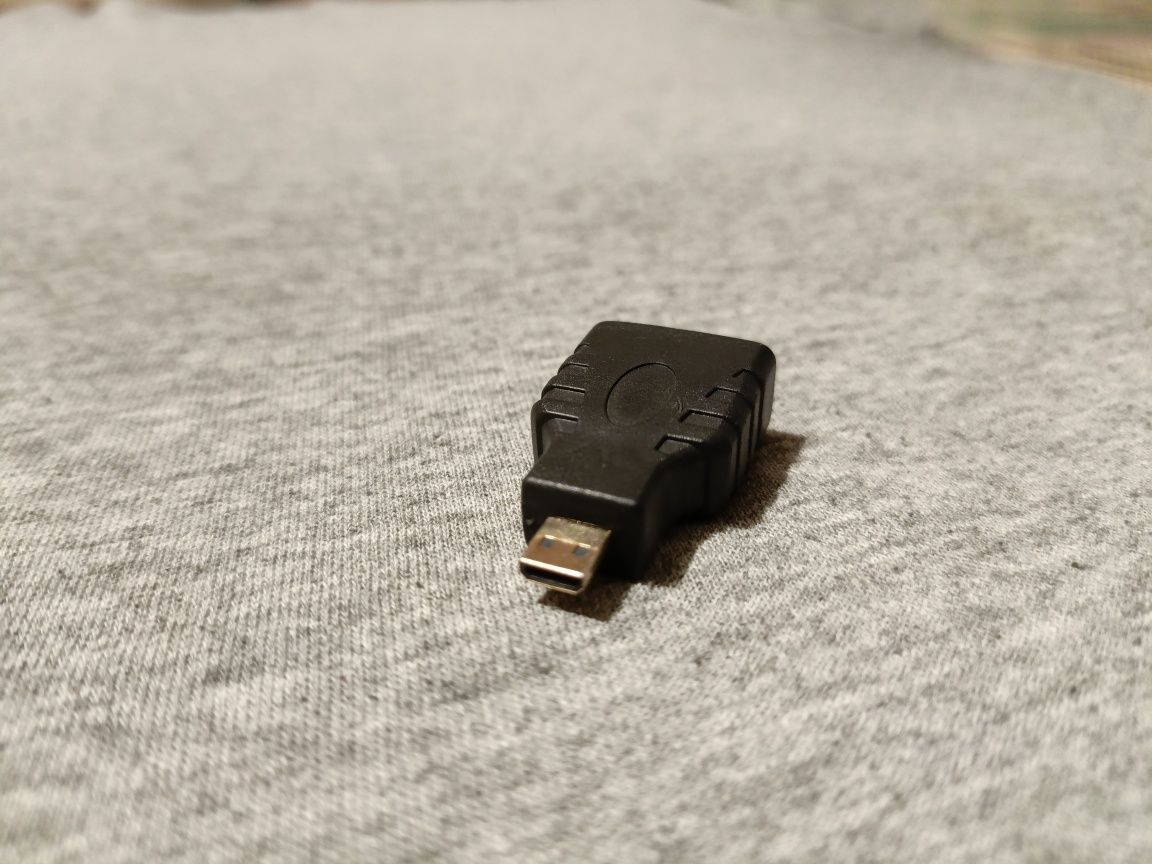 Продам адаптер microHDMI