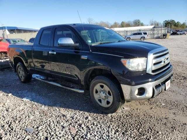 Toyota Tundra Double 2013 року