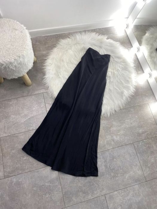 Гарна спідниця від H&M