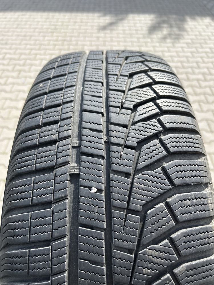 Hankook 235/60R17 106H Winter i*cept evo 2 SUV
