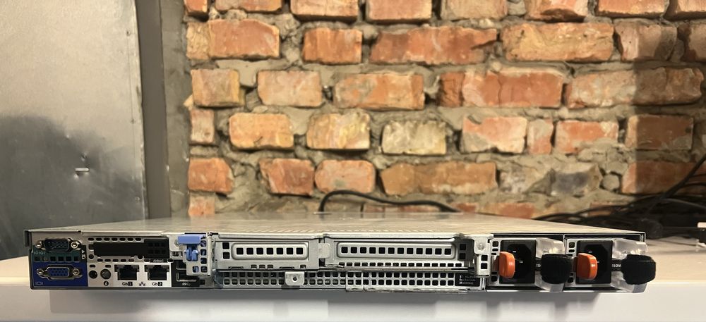 Сервер Dell PowerEdge R330 Xeon E3-1230 v6