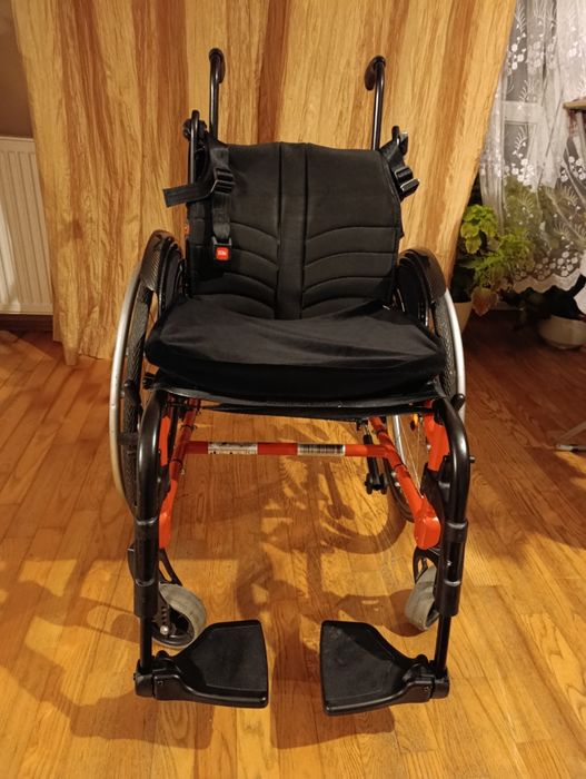 Wózek inwalidzki aktywny