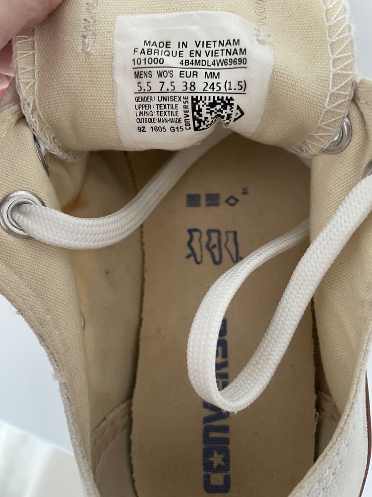 Продам кроссовки кеды 38p. CONVERSE оригинал