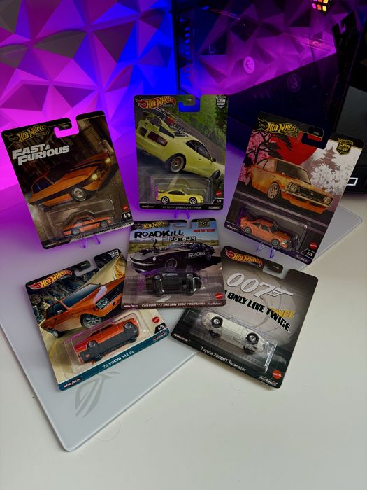 Розпродаж Hot Wheels Premium, Johnny Lightning