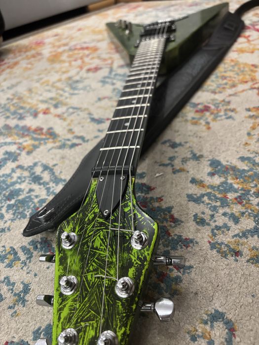 Gitara a la Gibson Flying V piękna Vka guitar