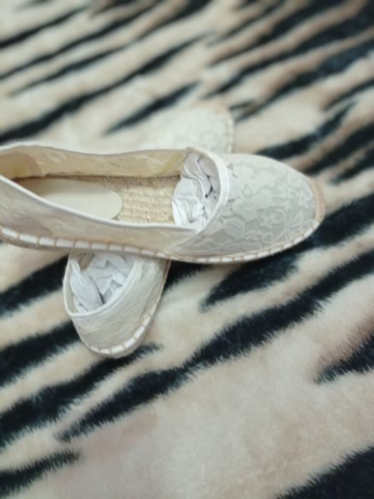 Еспадрільї жіноче взуття