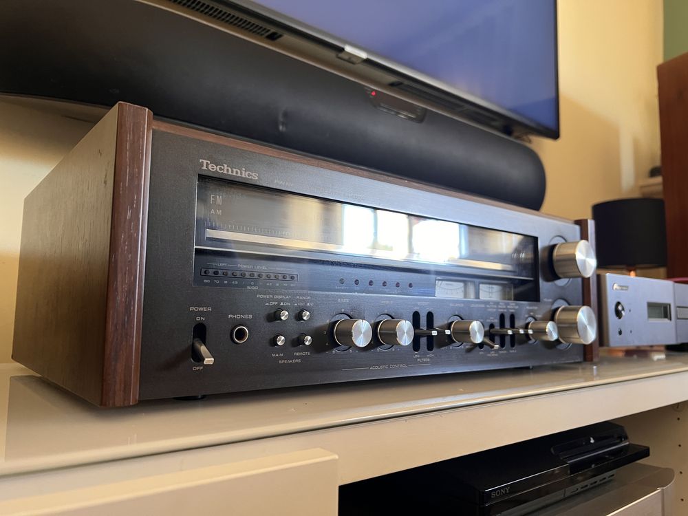 Receiver Technics SA-600 A 1978