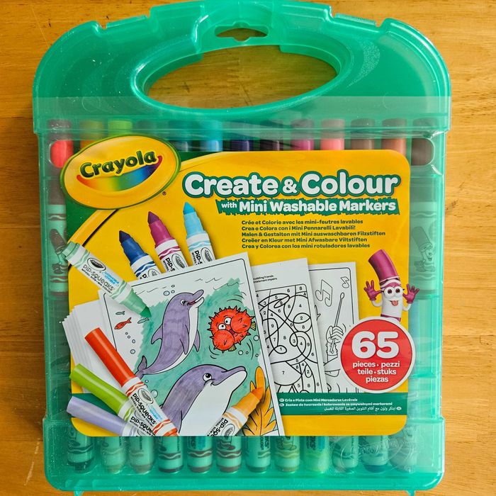 Zestaw szkolny Crayola (kredki, pisaki, kredki pastelowe itd)