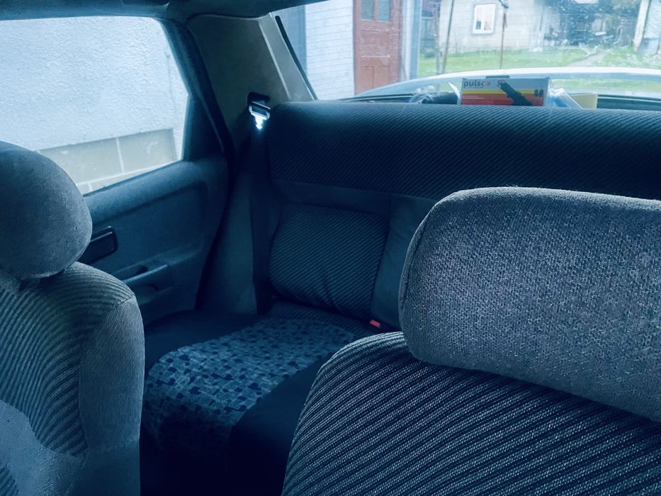Продається автомобіль .