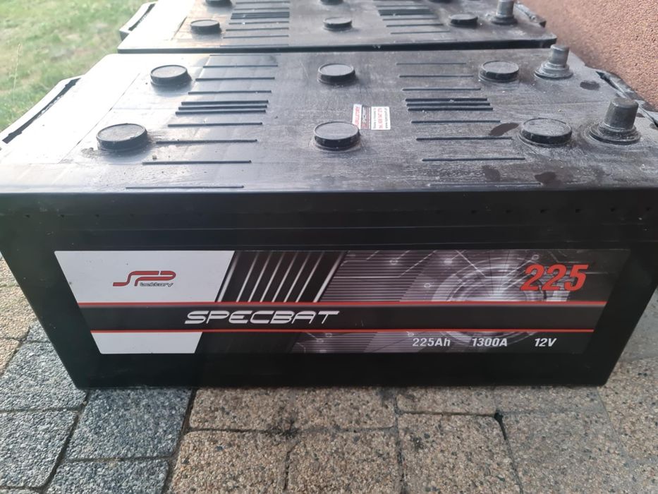 Akumulatory 12V 225 ah