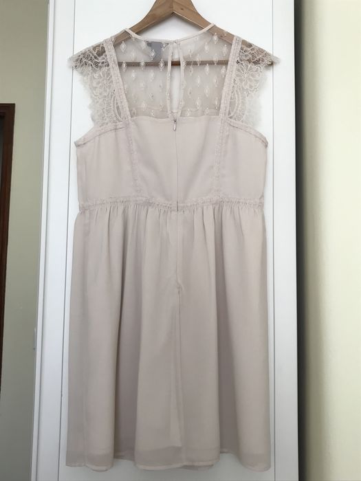 Vestido casual-chique NOVO