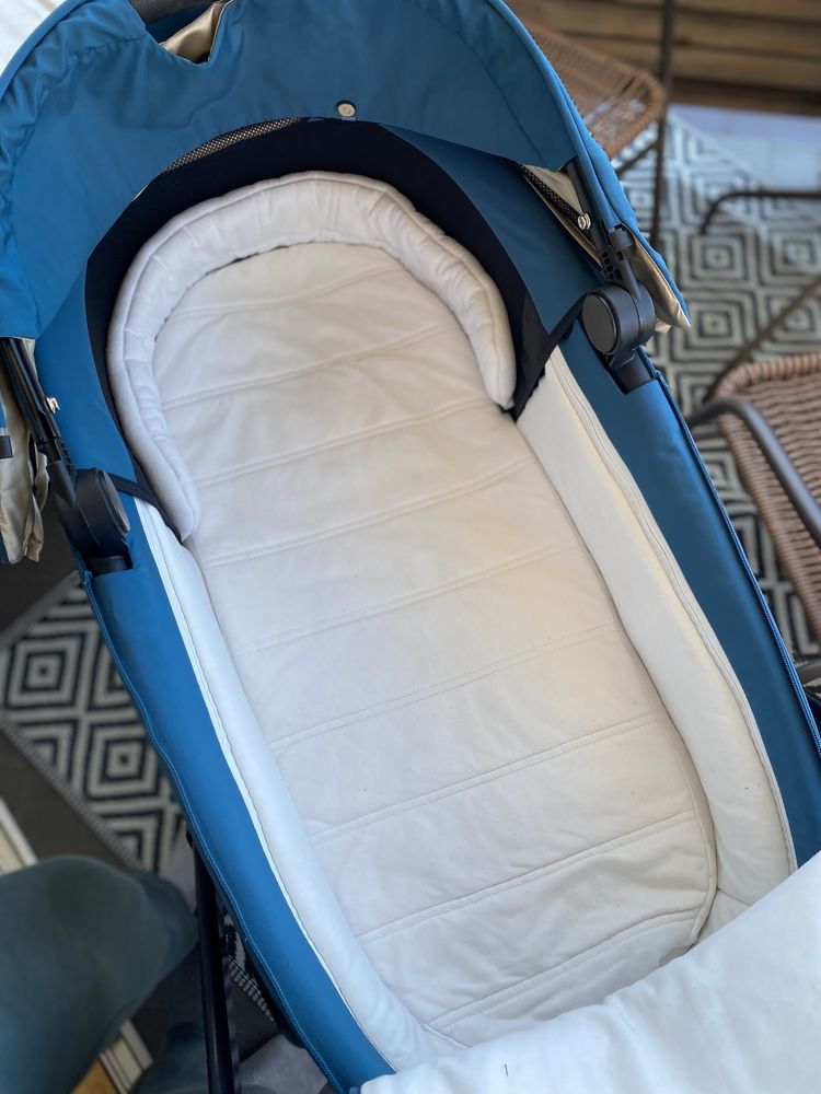 Wozek  Cybex Priam 4.0 stan barfzo dobry wyprany stelaz plus gondola