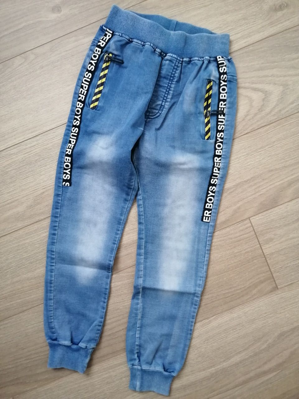 spodnie jeansy Super Boys 122/128
