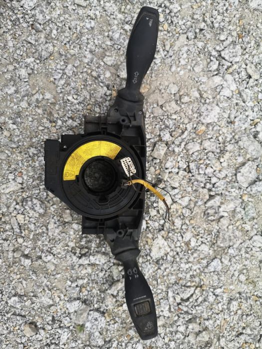 Przełącznik zespolony, manetka, pająk Ford Fiesta mk 7