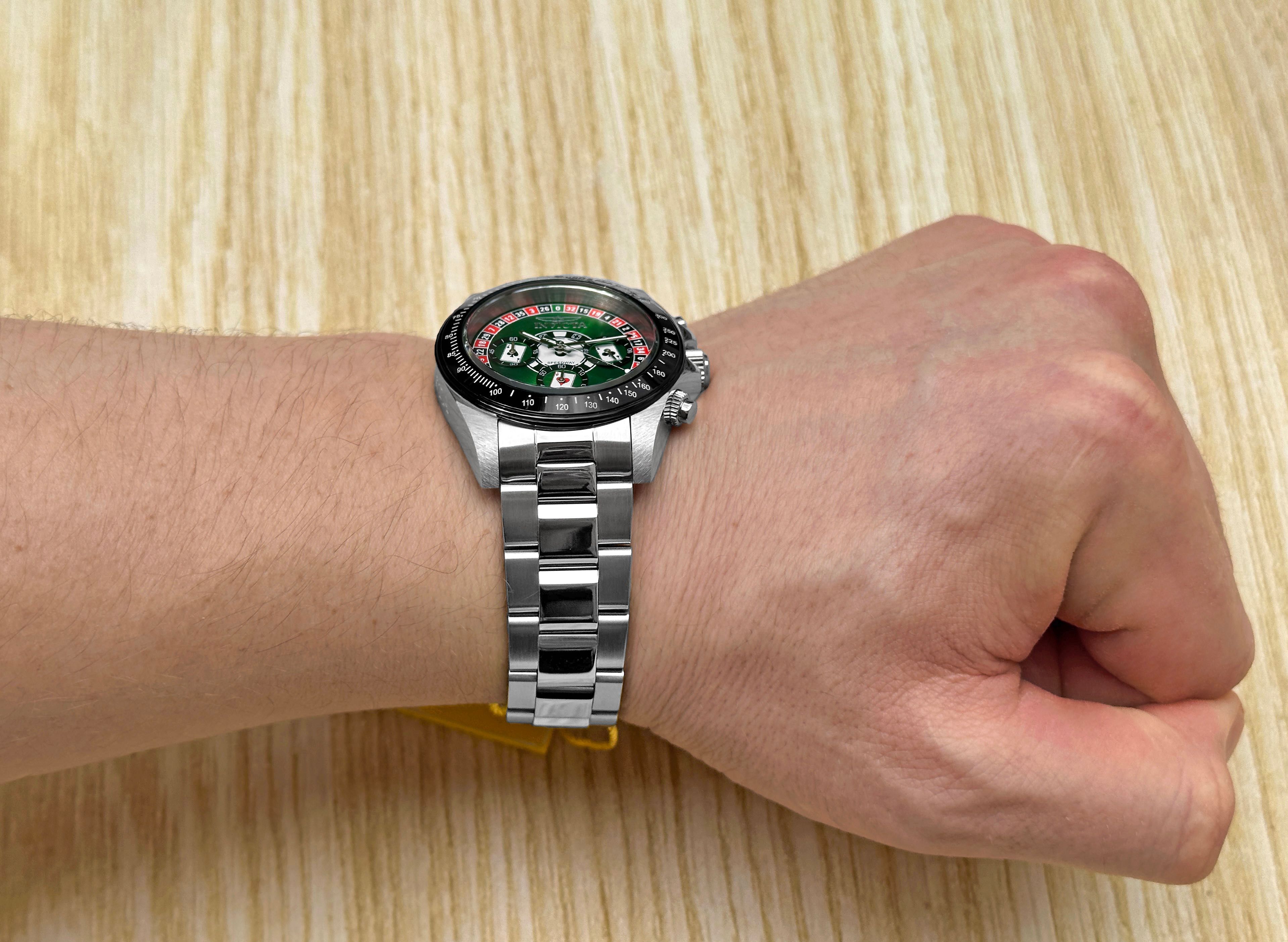 Часы Invicta 44642 Speedway Casino 40 mm. Chronograph 200 MT.