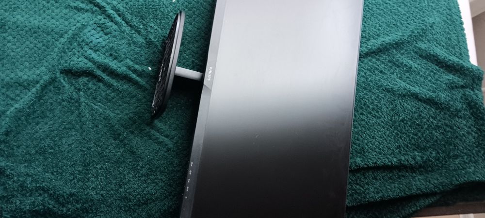 Mam na mymiane za ps4 logitech saitek plus Monitor philips