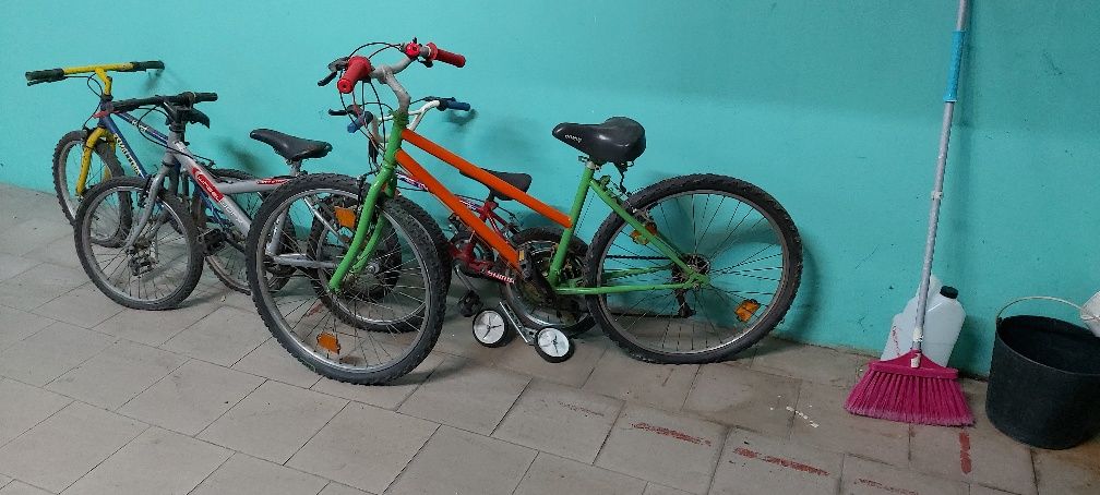 Bicicletas de vários tamanhos