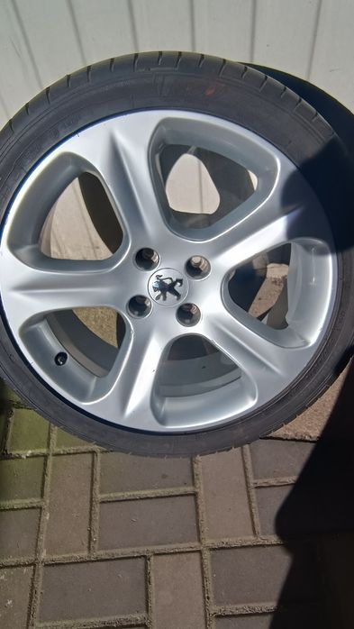 Sprzedam Felgi aluminiowe