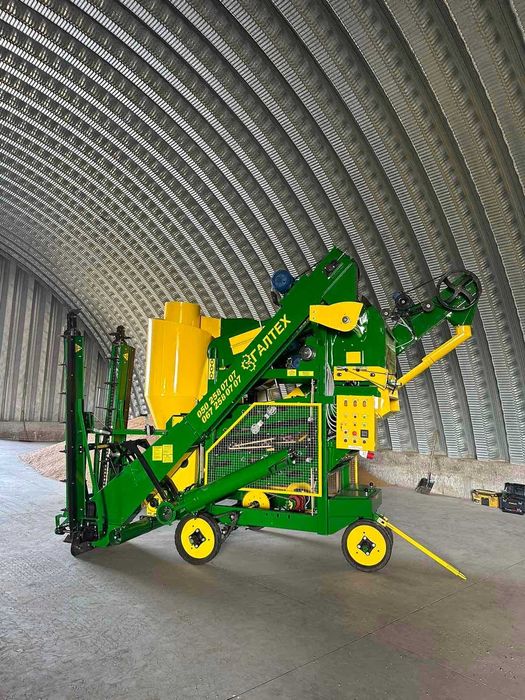 Очисник вороху універсальний ОВМ25МЦ Зерноочісна машина