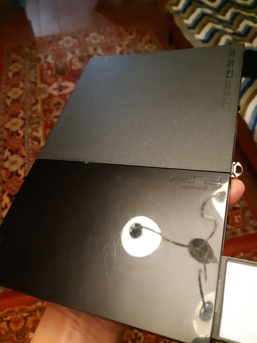 Продам sony playstation 2