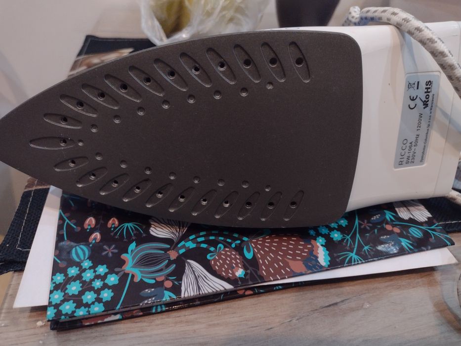 Zelazko sprawne Rocco