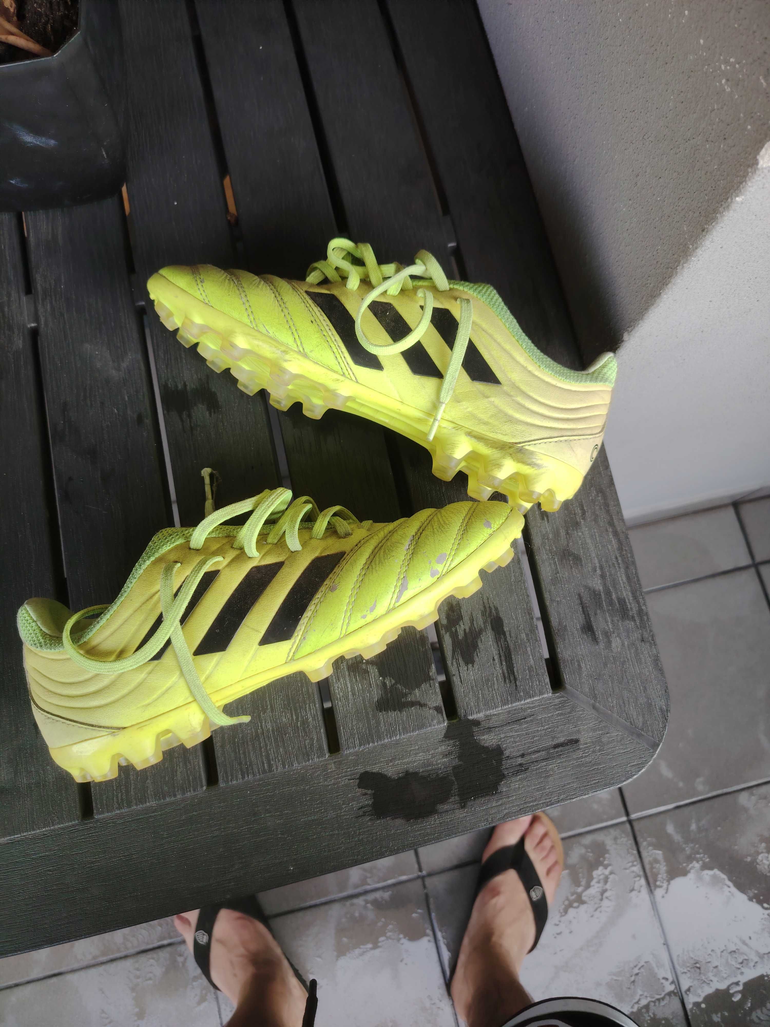 Chuteiras de futebol