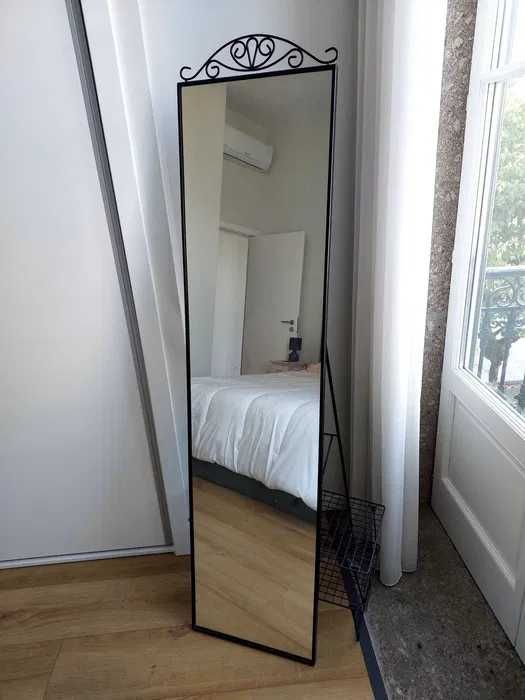 Espelho de pé, preto, 40x167 cm