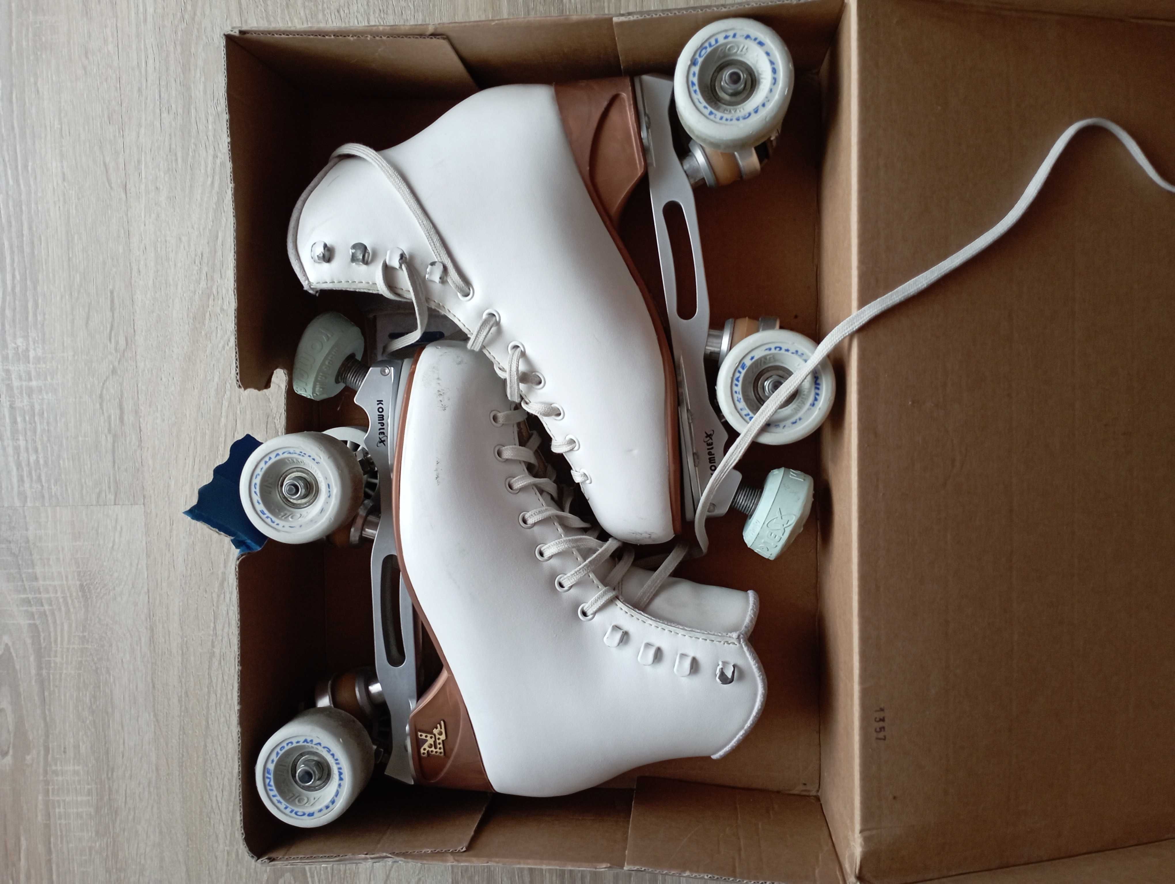 Patins patinagem artística  n. 38