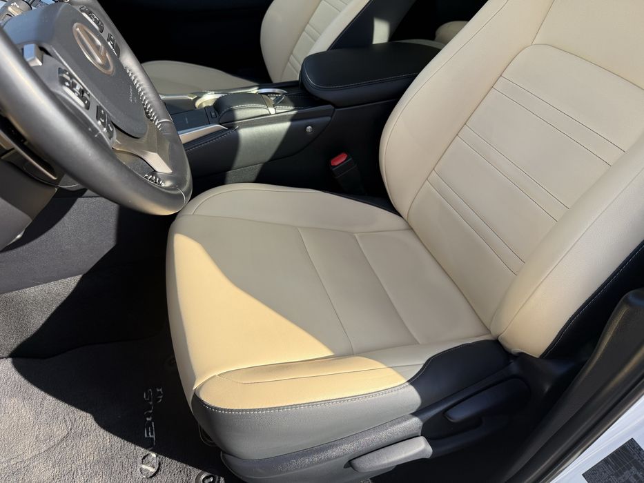 Lexus NX-200 2019р.