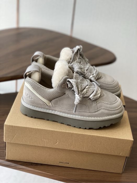 Кросівки з хутром Ugg Lowmell