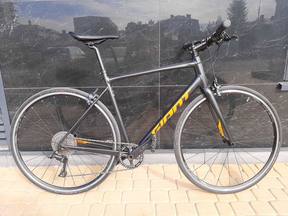 Giant Contend 1 Ultegra Sora Prosta Kierownica 9,2kg rozm. M/L Bstok