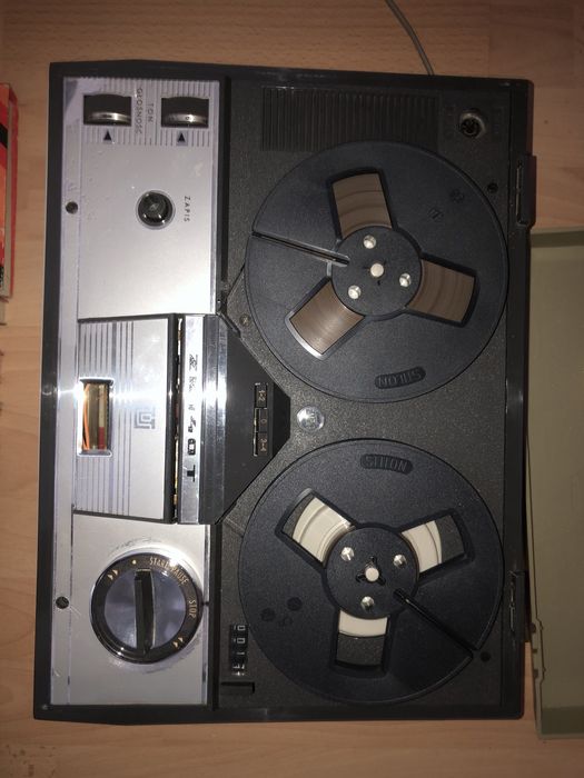 Magnetofon szpulowy Unitra ZK140T + 8 taśm