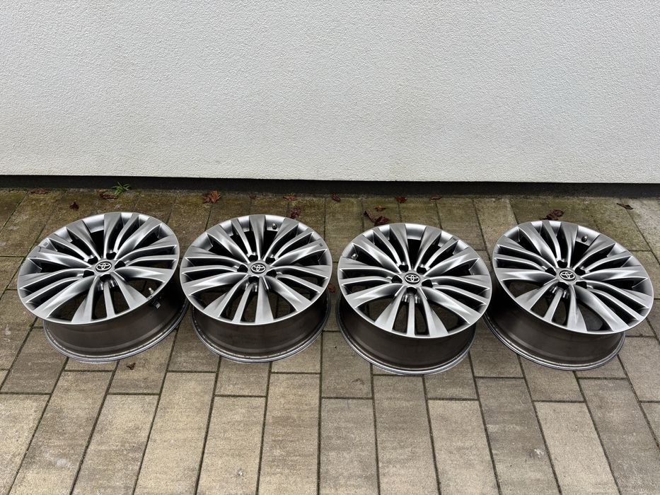 Felgi 20 cali Toyota Highlander oryginał Lexus komplet 4 sztuki