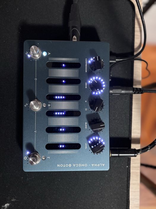 Darkglass Alpha Omega photon