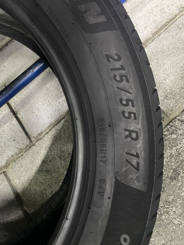 Літні шини 215/55 R17 (94V) MICHELIN