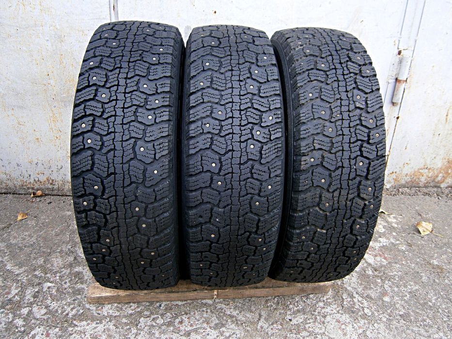 Зимние 175/70R13 GISLAVED  Цена за 3 шт. 1500 грн  Made in Sweden