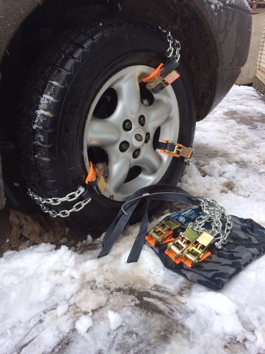 Браслети протиковзання, ланцюги для автомобіля