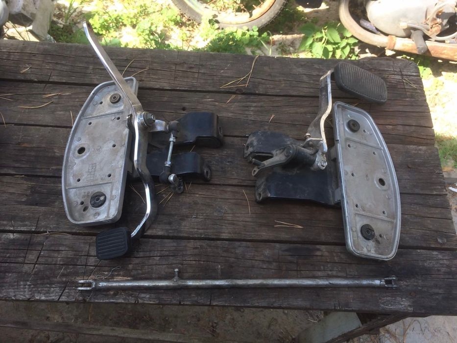 Suzuki Boulevard VL800 стійки під руль, платформи