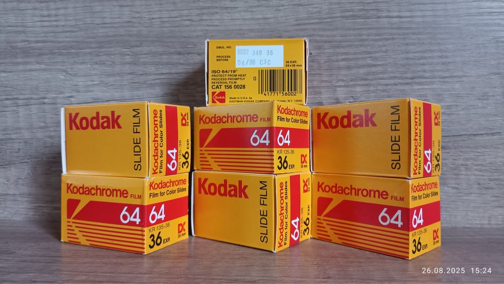Kodakchrome 64 36 кадрів. Позитивга фотоплівка з вичерпаним терміном