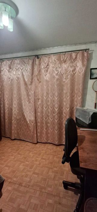 Продам 3х кім.квартиру з меблями та технікою 3мкрн  б. Героїв 2 поверх