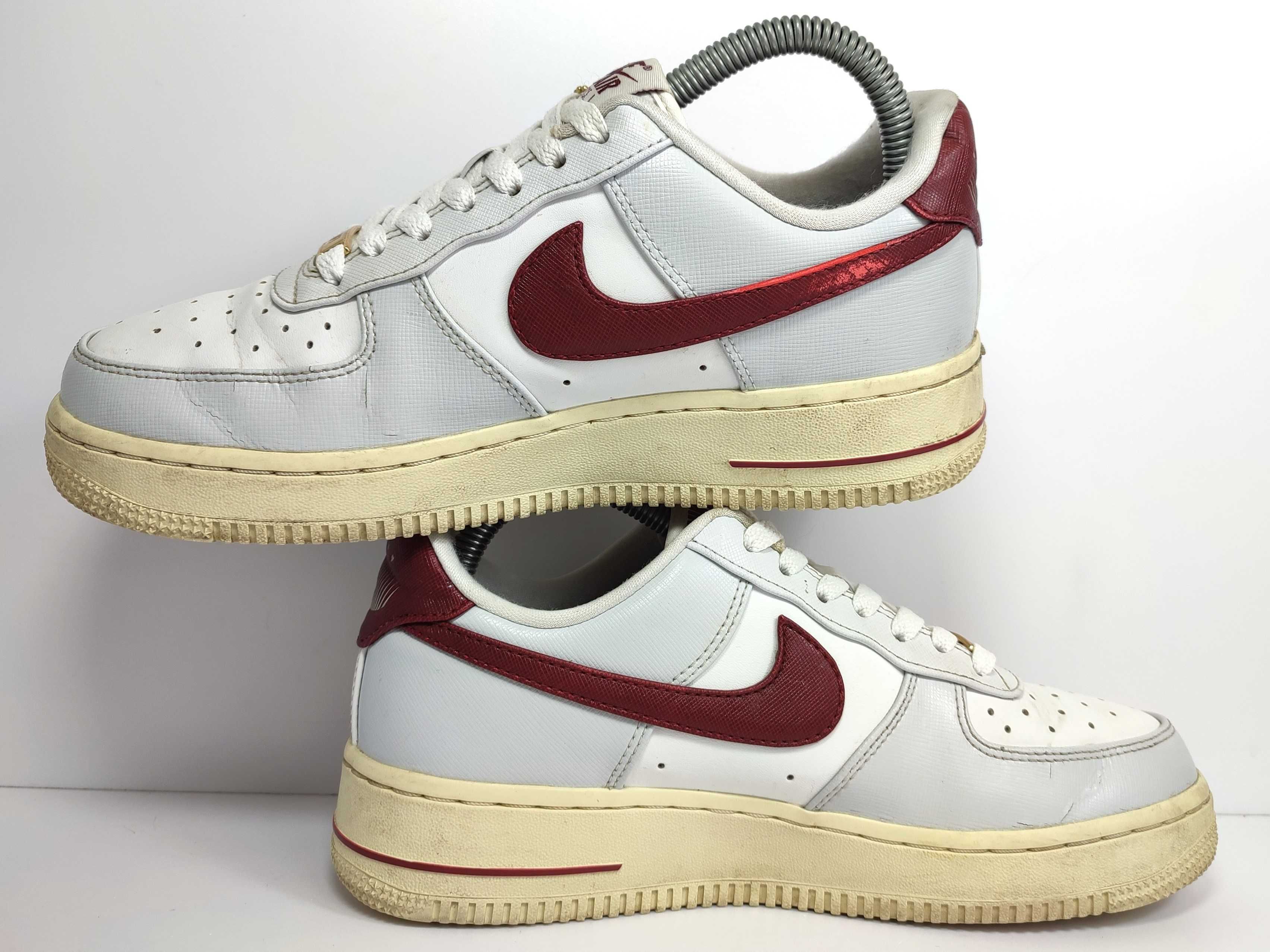 NIKE AIR FORCE 1 '07 SE oryginalne buty r.38,5