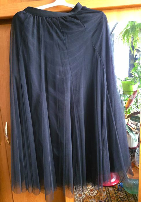 Продам фатинову чорну спідницю