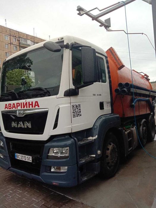 Илосос для туалетов и выгребных ям. Длинные шланги, выкачка ям