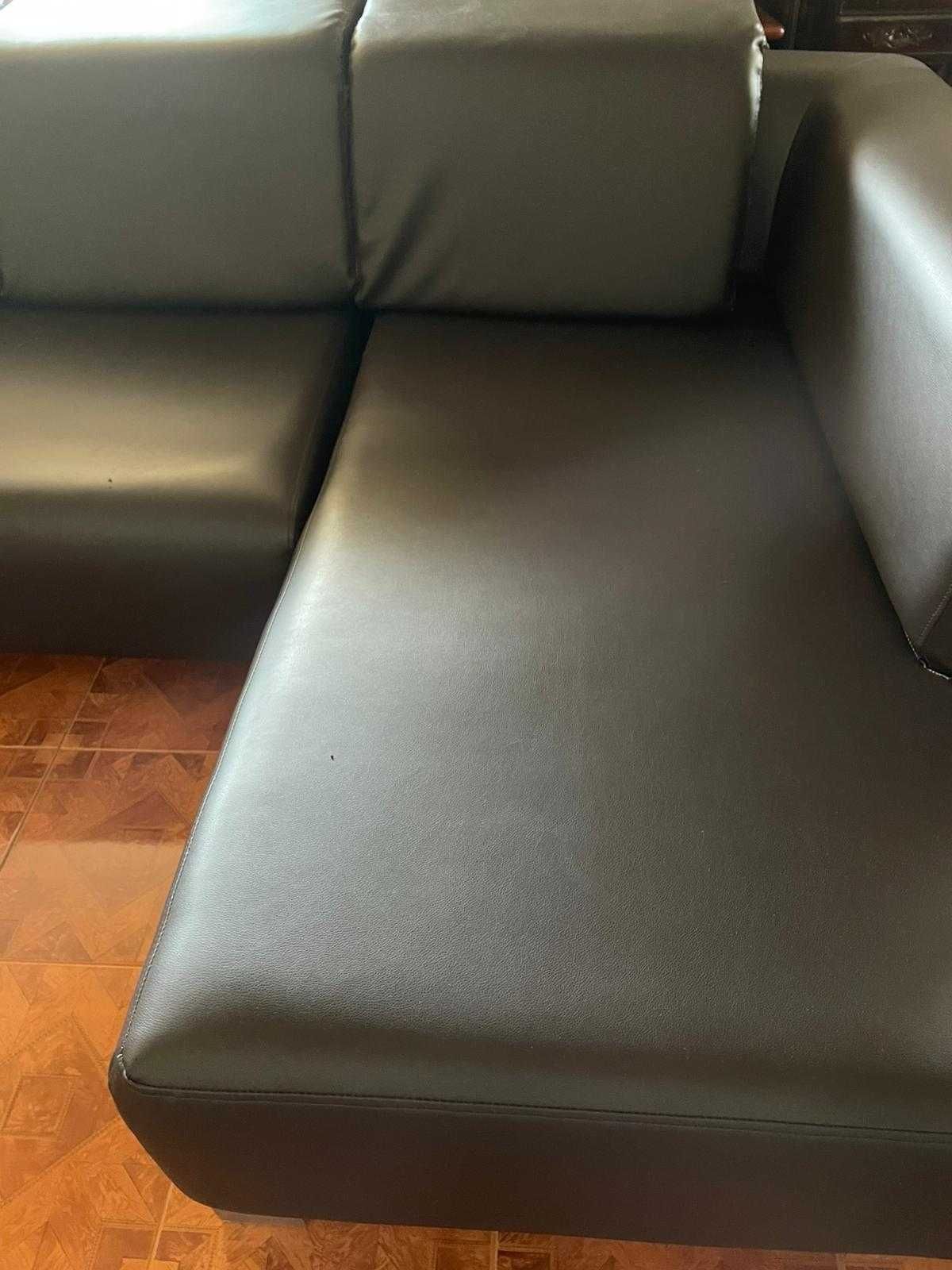 Sofá. Como novo em castanho