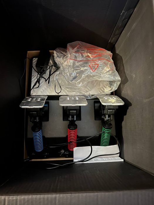 Игровой руль pxn v10