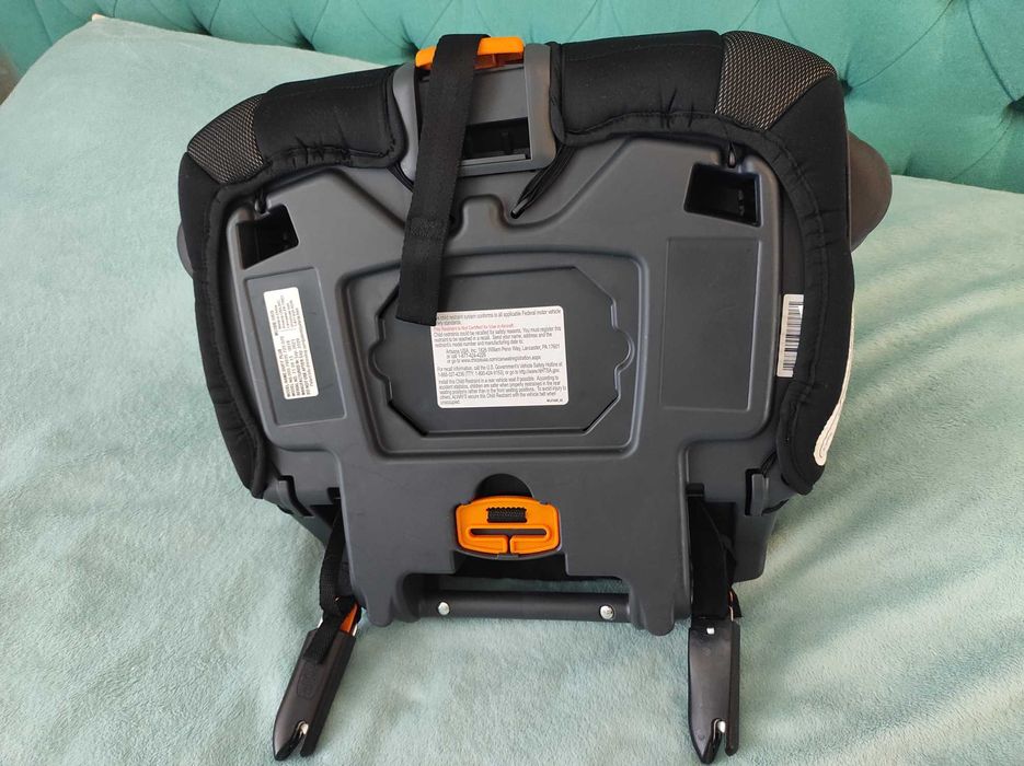 Автокрісло-бустер Chicco GoFit Plus чудовий стан! Як нове!