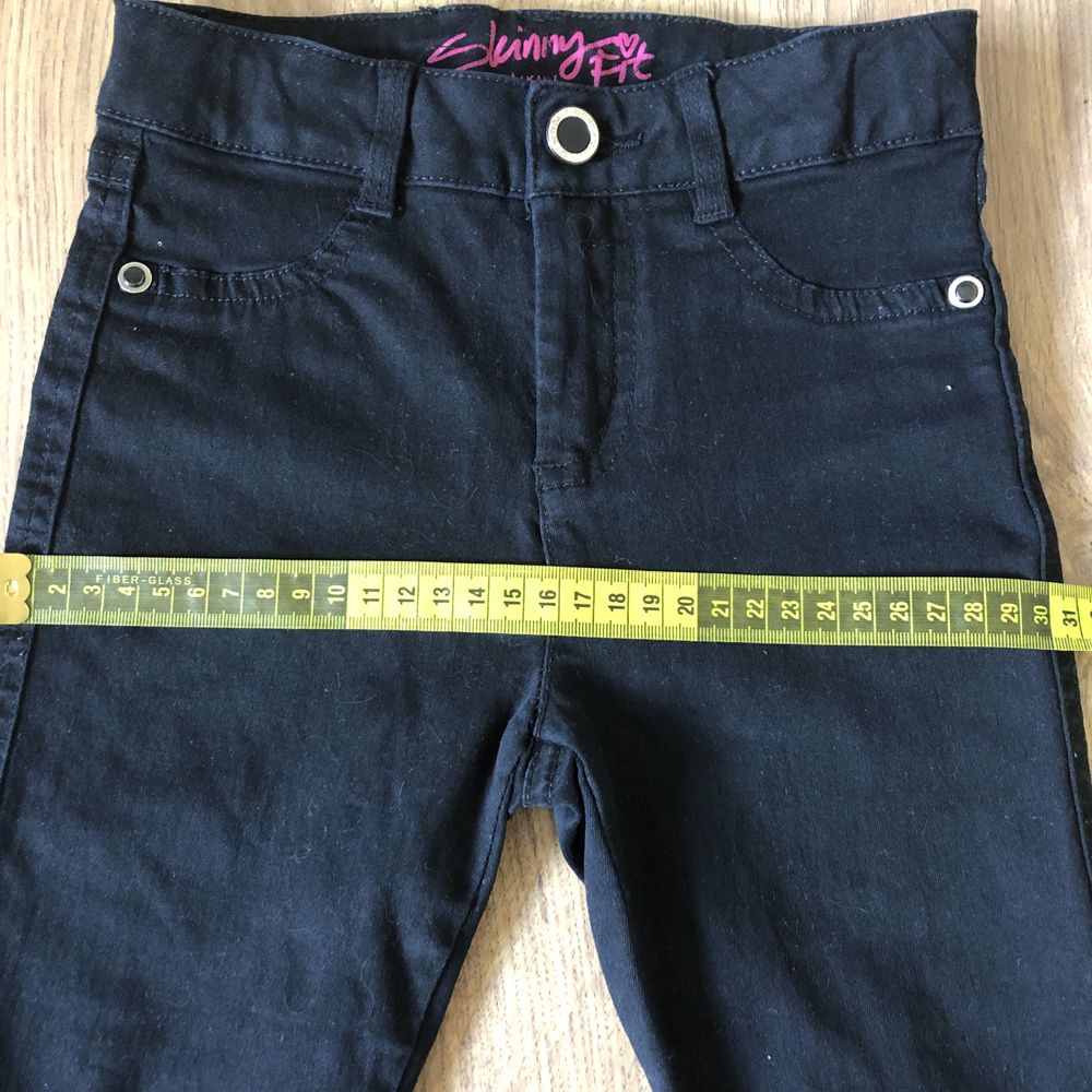 Чорні джинси скіні Waikiki 110-116 і кофтинка