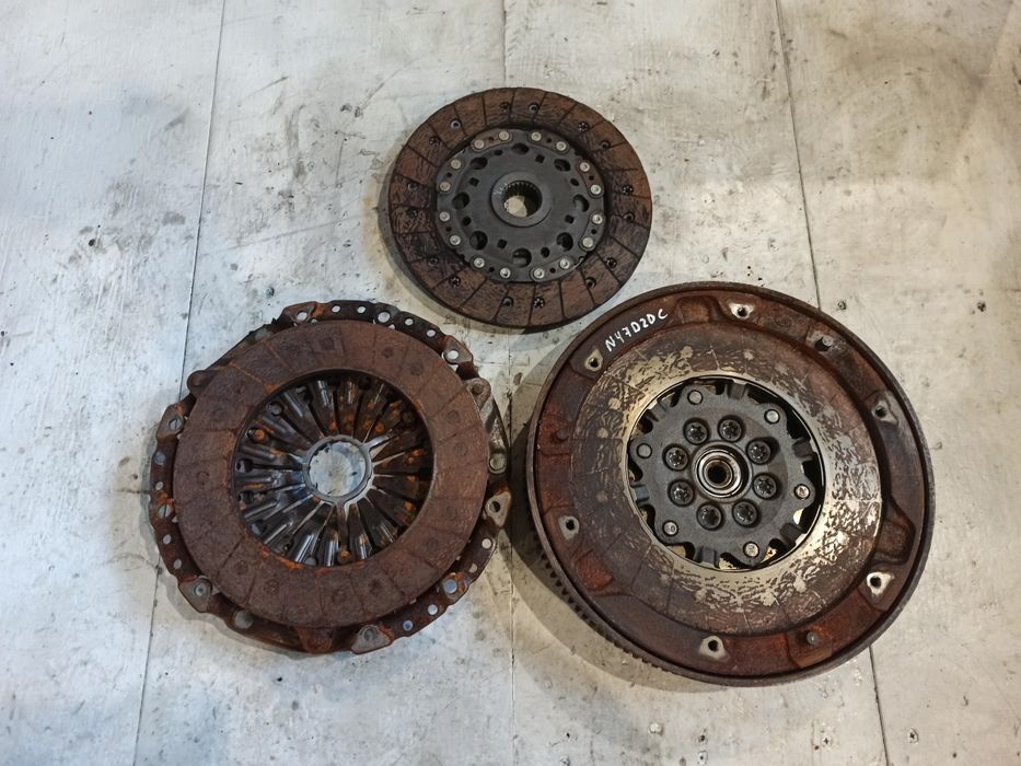 Комплект щеплення маховик BMW e87 e90 x1 x3 2.0d n47d20 бмв